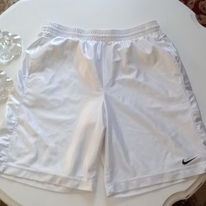 Xlarge Nike basketball shorts